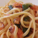 イル ギオットーネ - タコと九条ネギのパスタ軽いトマトソース；アップ