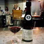 Ode - 2008 Louis Latour Volnay 1er Cru En Chevret