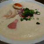 ラーメン家 あかぎ - もっこり泡泡スープΣ（・□・；）