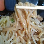 ゴールデンファイブヌードル - 麺リフト！