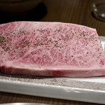 焼肉 大河 - いきなり厚切りサーロインステーキ