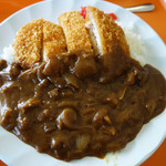 福岡市役所本庁舎 職員食堂 - カツカレー500円。