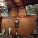 長谷路 - 壁にかかっている絵もいいね