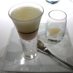 レフェルヴェソンス - 【渡り蟹を用いたロワイヤル ピスタチオの泡をかけて 柚子のグラニテ】◎2011/11