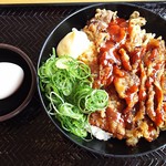カルビ丼とスン豆腐専門店 韓丼 - 温玉カルビ丼
