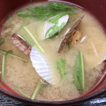 友 - 帆立貝の味噌汁(刺身定食)