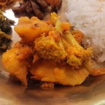 プルジャ ダイニング - ・ジャガイモブロッコリー