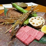 Shunsai Sakana To Sake Takumikakurega - 炭火焼き
