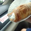 CROWN BAKERY - 料理写真:クリームホルン（３ドル）
