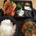 麻路地 - 日替わりランチ　チキンカツ