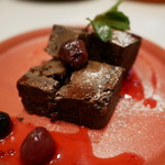 ブッチャー・リパブリック 仙台 シカゴピザ ＆ ビア - ダークチェリーとチョコレートブラウニー