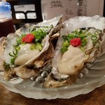 魚すこぶる 酒すこぶる どうどう - 生牡蠣　280円×2個