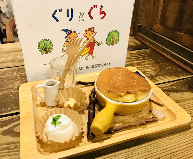 絵本と珈琲 ペンネンネネム 大阪店 中津 大阪メトロ カフェ 食べログ