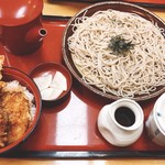 そば処 丸松 - ざる蕎麦・ミニ天丼セット940円（税込）