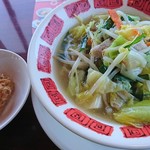 Bamiyan - 野菜たっぷりタンメンと唐揚げ