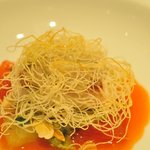 IL TEATRINO DA SALONE - 糸撚鯛のアルフォルノ　サルサ・ディ・アランチャロッサ