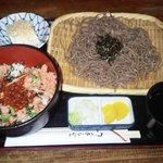 だいこんの葉菜 - 鮭・イクラ丼と蕎麦セットランチ９４５円