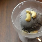 担担麺 胡 - 黒ゴマアイス