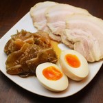 担担麺 胡 - おつまみ3種盛