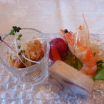 香桃 - 2011年11月　香桃風前菜にも、上海蟹入ってます！