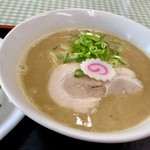 萬福軒 - 濃厚とりしょうゆラーメン  あの味がさらに濃く