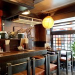 野武士 - 店内はかなり年季の入った感じ...