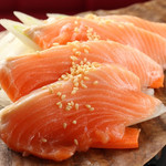 サーモン酒場シャケなベイベー