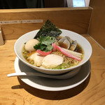 むぎとオリーブ - 鶏・煮干し・蛤のトリプルSOBA（味玉）1,080円