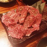 炭火焼ホルモン ぐう はなれ - 