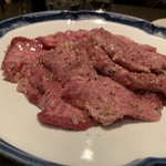 焼肉 大河 - 目の前で捌いてくれて厨房で仕上げてくれました♪