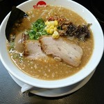 まるとん本舗 - 味噌とんこつラーメン