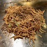 京屋 - コンビーフ焼きそば おたふくソース