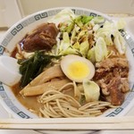 桂花ラーメン - 太肉麺。