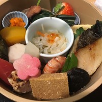 六盛 - 手桶弁当