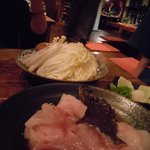 味とく家 - 鍋のスタンバイでございます