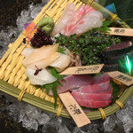 個室・炉端料理 かこいや - 