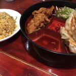 大衆中遊華食堂 八戒 - 餃子定食（￥900）