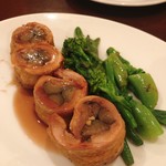 クアドリフォーリオ - ホロホロ鳥のインボルティーニ