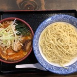 中華そば 満月 - 辛つけ麺（あつもり、並盛り）辛さそのまま