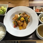Toritei - 鶏肉と5種野菜の黒酢炒め