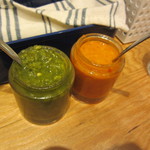 TA-IM - テーブル上の調味料