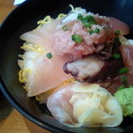 Uoya Aramasa - 海鮮てんこ盛り丼