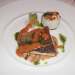 ラ・ベカス - すずきのポアレ