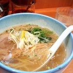 俺流塩らーめん - 俺流塩らーめん　￥６５０（税込・麺は硬めでオーダー）