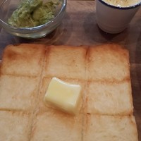 梅田 ワーフ - 嵜本のトースト、ディップが美味しい