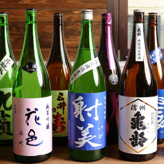 Enjoy a wide variety of local sake, one bottle from each prefecture!