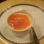 らんぷ亭 - デセールのブランマンジェは柿のピュレで秋らしく。ブラヴォー！