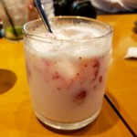 タンドールバル カマル2号 - めっちゃイチゴ入ってる