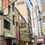 久壷庵 - 18時前だと外はまだ明るい