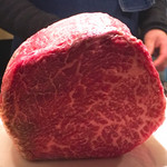 麺や すずらん亭 - もも肉出したところ